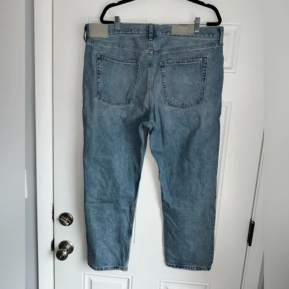 NWT EVERLANE SIZE 33 The Relaxed Straight Fit leg Organic Cotton Jeans - Picture 3 of 8